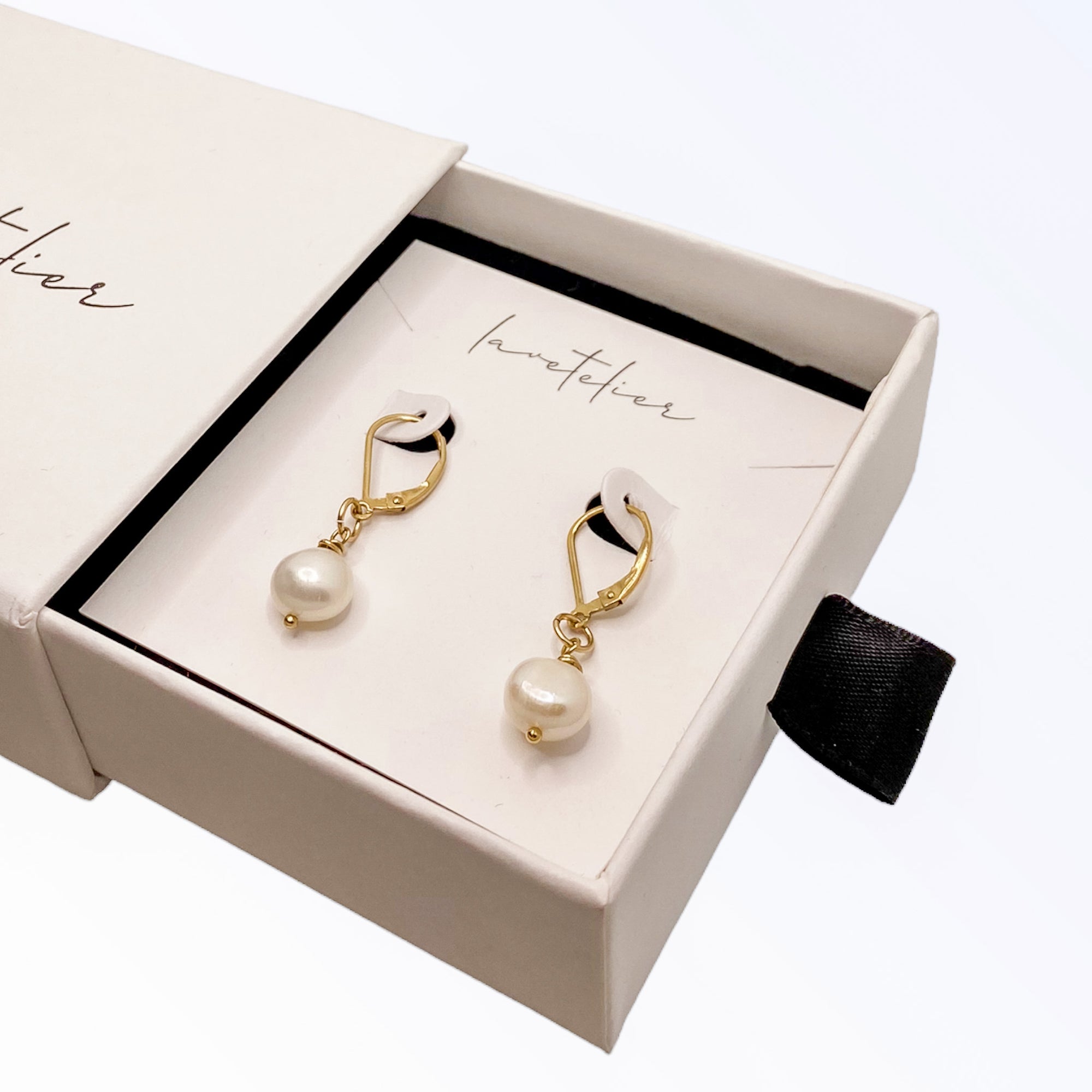 Pearl Earrings - Classic White